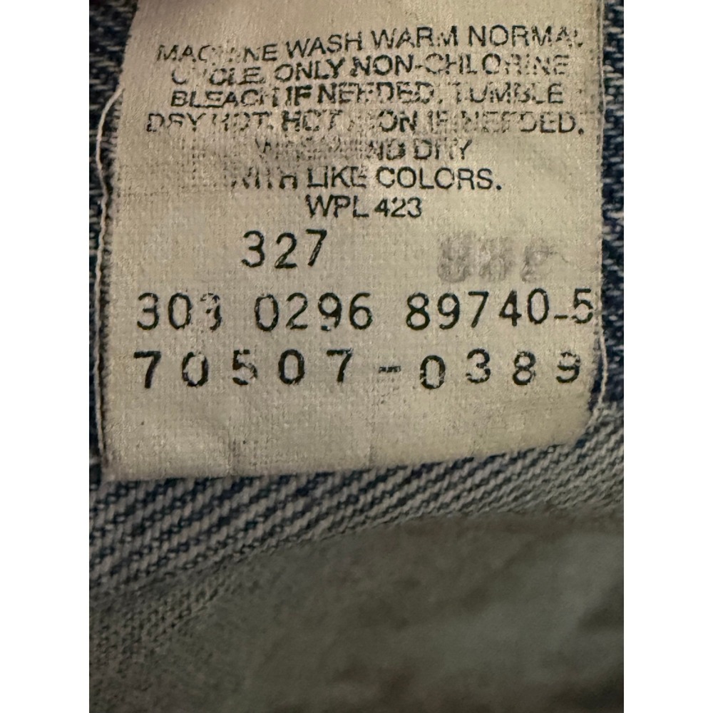 Mens 90s Vintage Levis Light Wash Distress Denim Trucker Jacket Blue Size Large - Picture 10 of 13